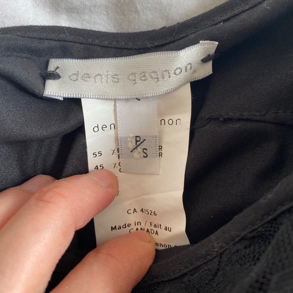 💕 designer Denis Gagnon black lace short/ skort - Picture 4 of 5